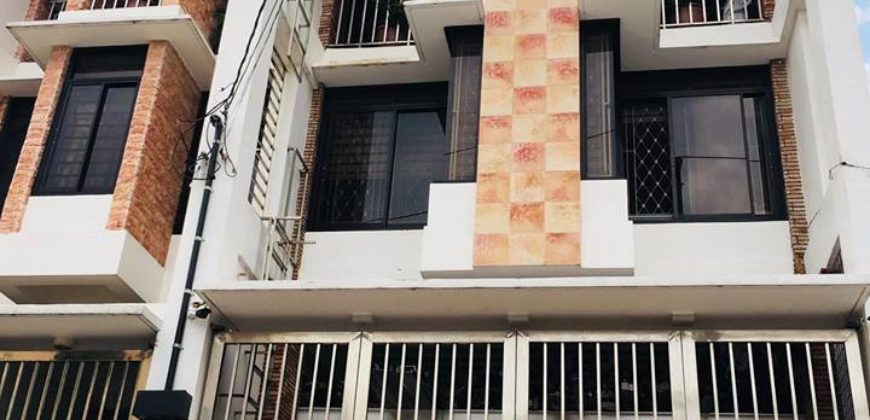 6BR Residential/Office Townhouse in Roxas District