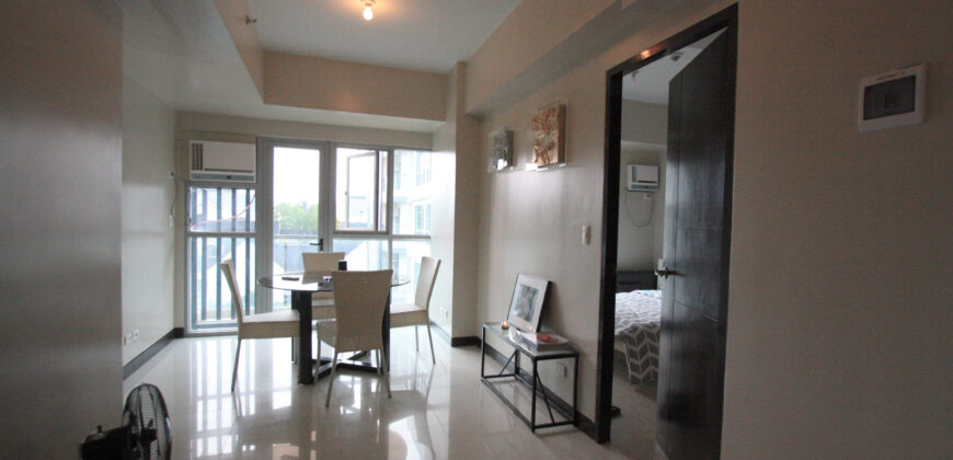 Large 1BR Condo Unit with Parking in GolfHill Gardens, Quezon City