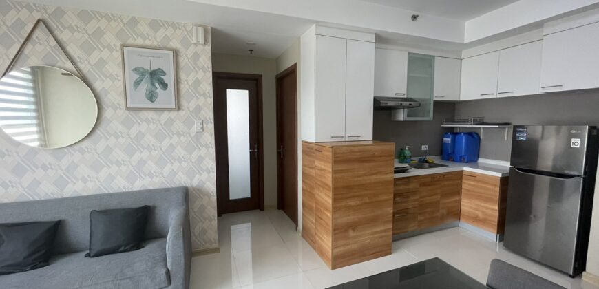 For sale: 2BR unit in Sunshine 100, Pioneer, Mandaluyong.
