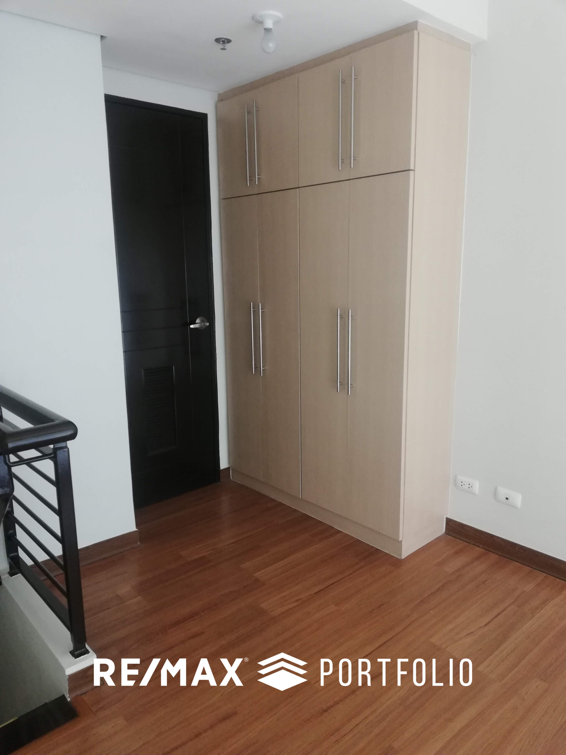 For Lease 1BR Loft Type in Emerald Lofts, Ortigas Center