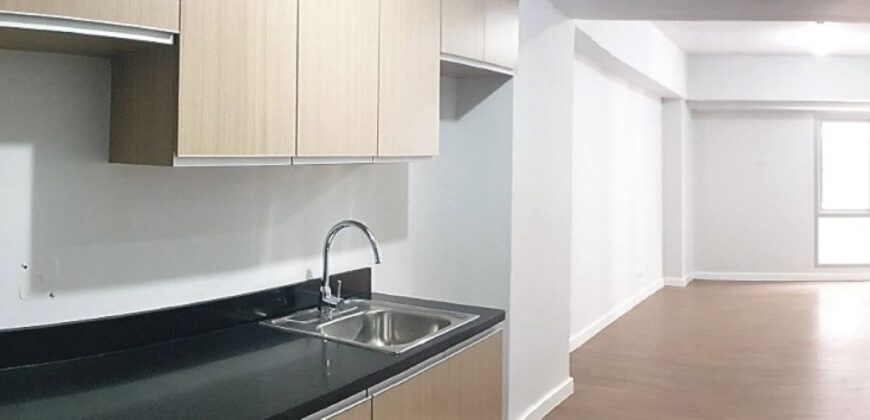 Pristine Studio Unit with Parking Slot in Two Maridien Tower at BGC, Taguig for Php 11 million❗