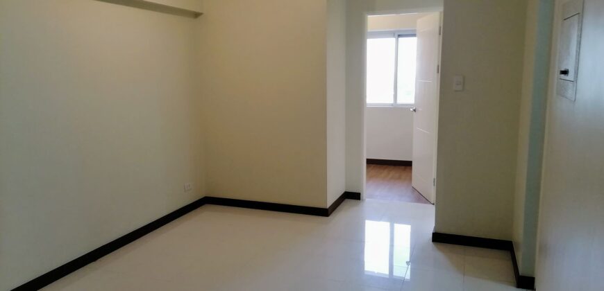 Pristine 2BR w/ parking in Viera Residences, Quezon City for 6.3 million❗