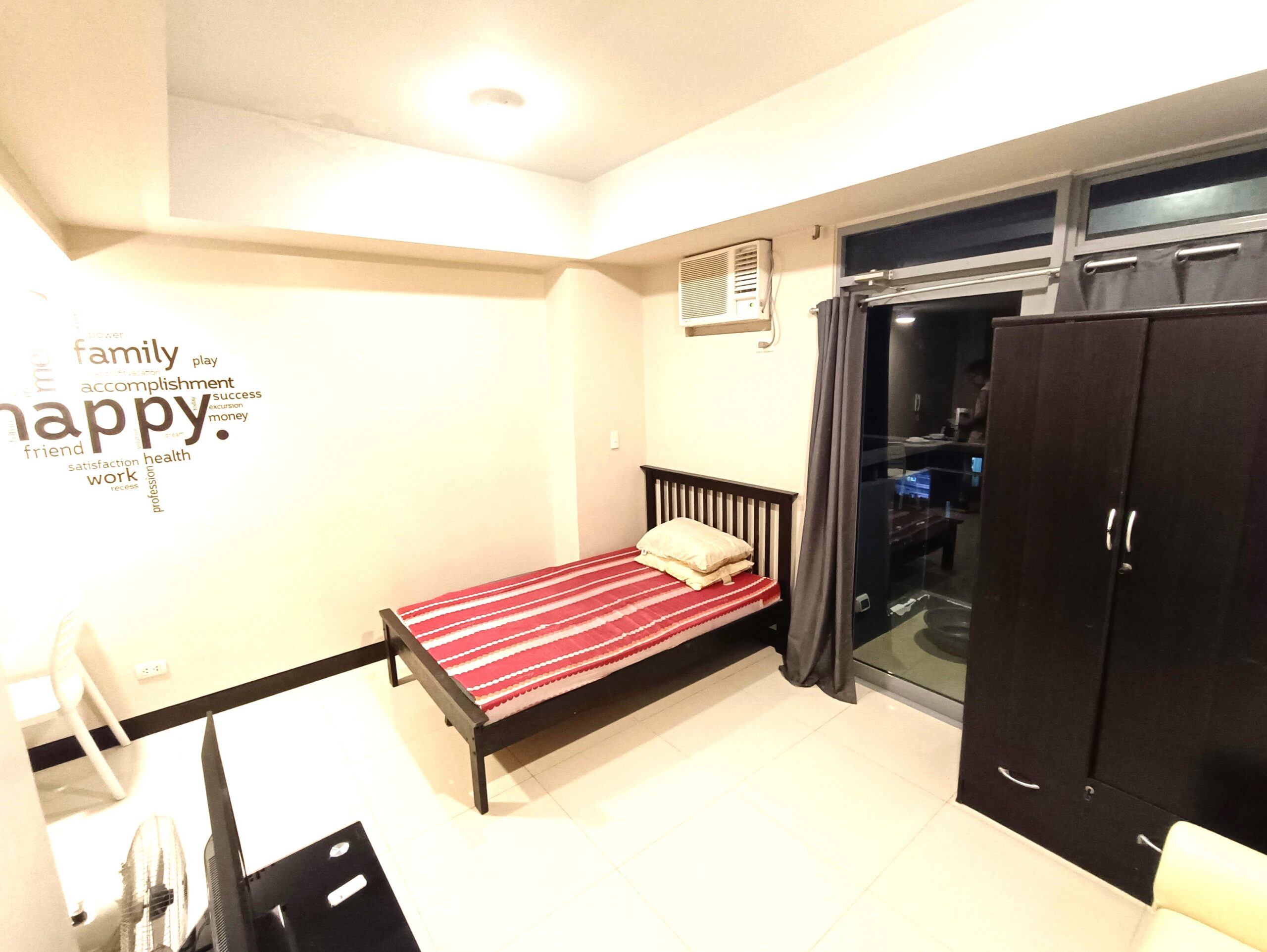 Spacious Executive Studio unit in Manhattan Heights, Cubao, Quezon City for Php 20,000❗
