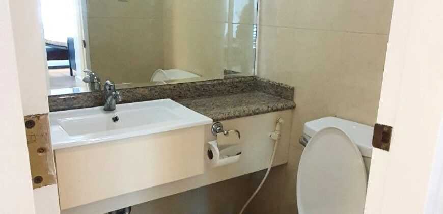 Prime 2BR unit w/ parking in Shang Grand Tower, Legazpi Village, Makati for Php 135,000❗