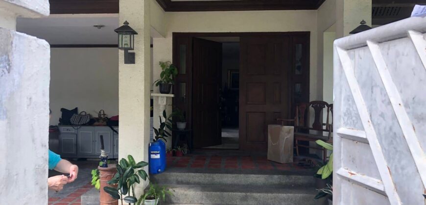 3 BR House and Lot in Maries Village, Quezon City