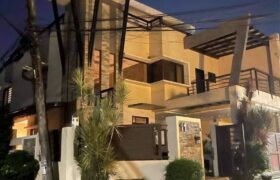 3-Storey House and Lot in Fortunata Village, Parañaque