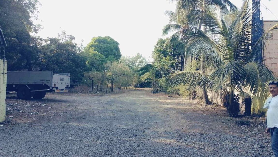 Commercial Lot with Old Hotel in San Jose, Nueva Ecija