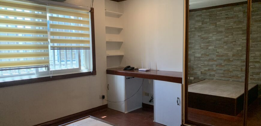 Well-maintained 3 Bedroom 3-Storey Townhouse in Kamuning, near New Manila / Tomas Morato