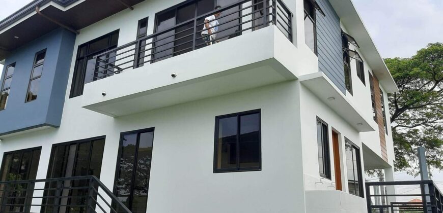 House and Lot in Orchard Golf, Dasmariñas, Cavite