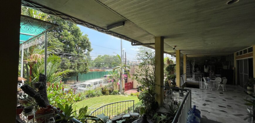 992 sqm House and Lot in 14th Street New Manila, Quezon City