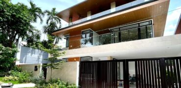 Brand New Luxury House in White Plains, Quezon City