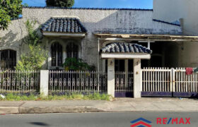 Lot For Sale with Old Structure at Strategic Location Near Quezon City Hall