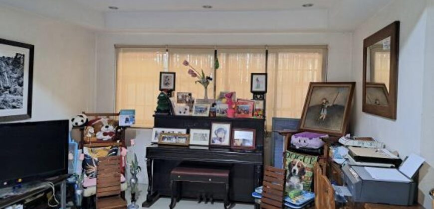 House and Lot near Katipunan, Xavierville 1, Loyola Heights, Quezon City!