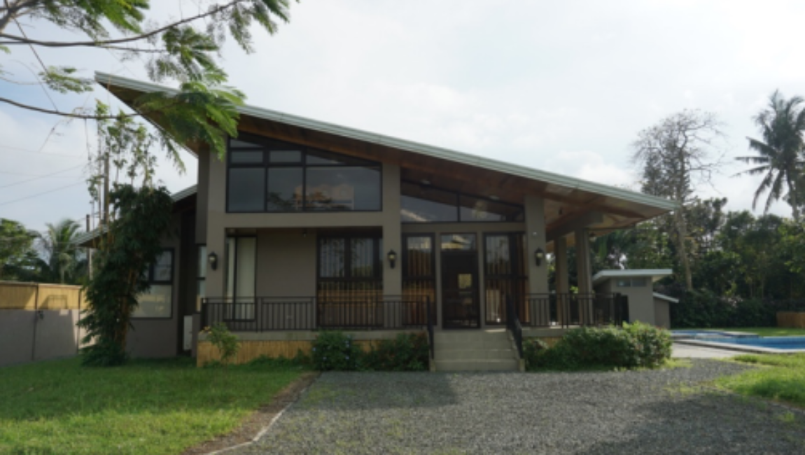 5248 sqm Vacation Home / Farm Estate in Silang, Cavite