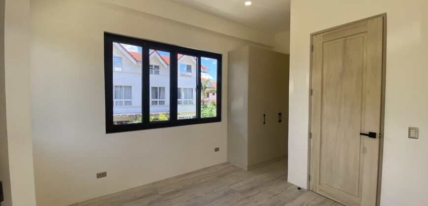 3BR Singe Detached House and Lot Modern Elegance in South Forbes Villas – Silang, Cavite