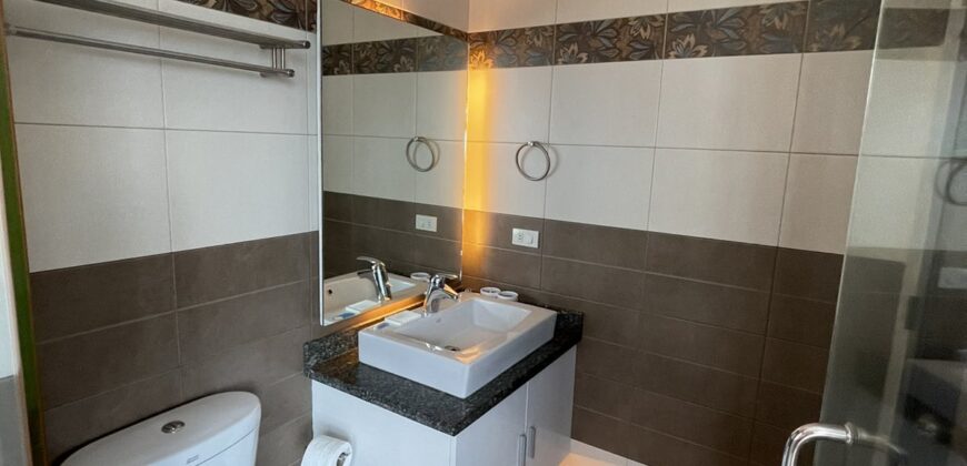Fully Furnished 2BR w/ Parking in Sapphire Residences, BGC – Php 19.5M
