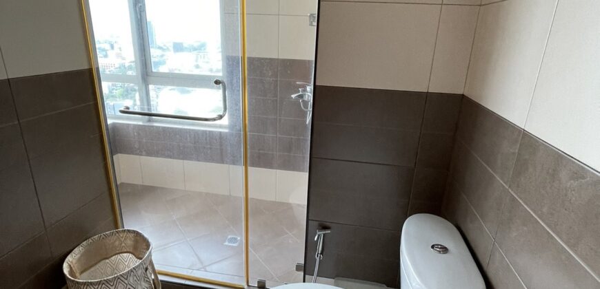 Spacious 2BR Suite with Parking in Sapphire Residences, BGC – Php 85,000/Month