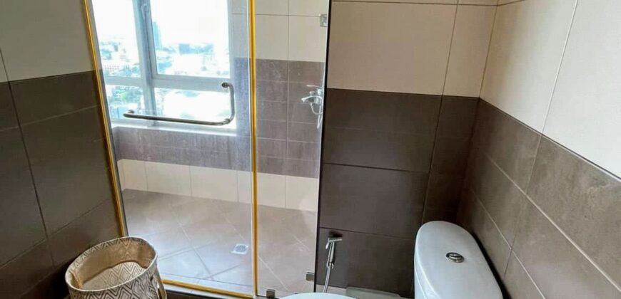 Spacious 2BR Suite with Parking in Sapphire Residences, BGC – Php 85,000/Month