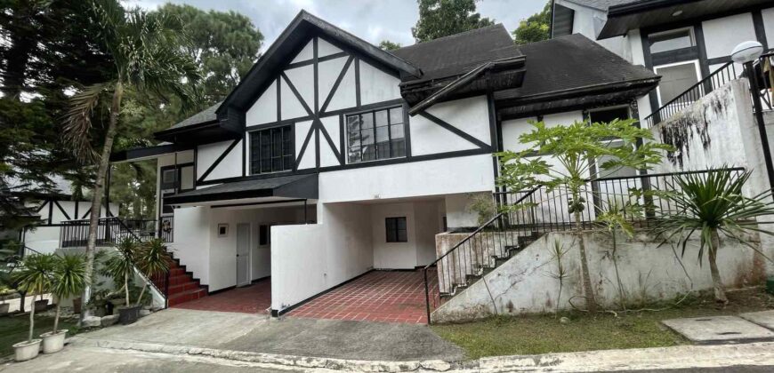 2-Storey House Duplex Unit in High Grove, Tagaytay along Mahogany Ave.