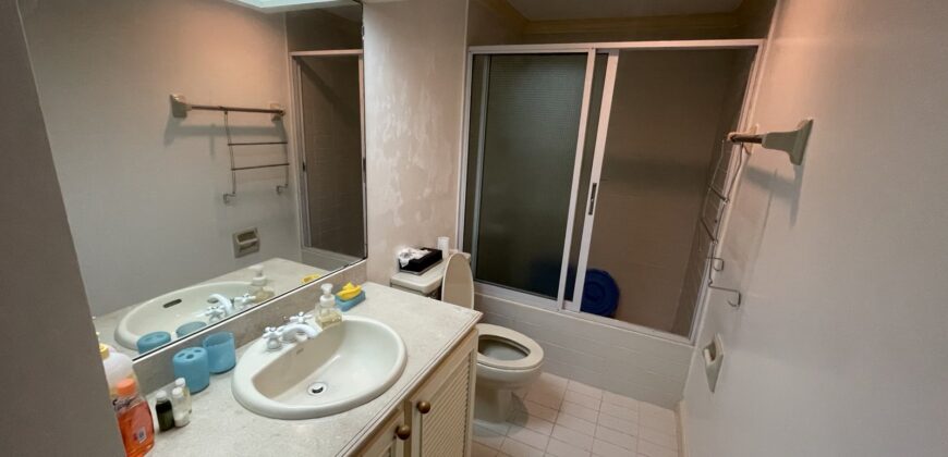 2-Storey House Duplex Unit in High Grove, Tagaytay along Mahogany Ave.