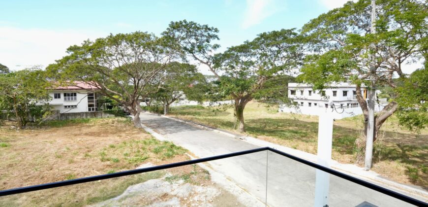Brand-new Home at Orchard Residential Estates and Golf & Country Club! Brand-new Home at Orchard Residential Estates and Golf & Country Club!