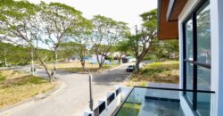 Brand-new Home at Orchard Residential Estates and Golf & Country Club! Brand-new Home at Orchard Residential Estates and Golf & Country Club!