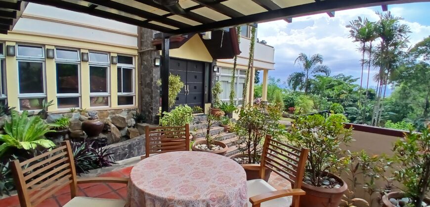 4-6 Bedroom House and Lot in Beverly Hills Subd, Taytay, Rizal