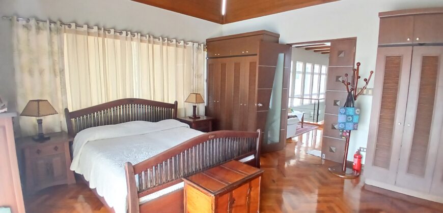 4-6 Bedroom House and Lot in Beverly Hills Subd, Taytay, Rizal