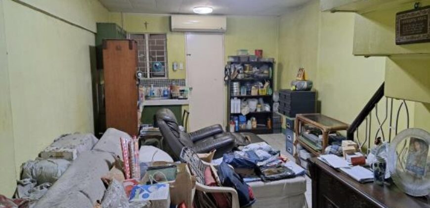 Rare Old House & Lot in Kamuning, Quezon City – Dual Living Potential! Rare Old House & Lot in Kamuning, Quezon City – Dual Living Potential!