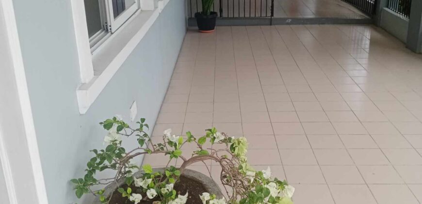 4BR House and Lot in Moonwalk Village, Las Piñas