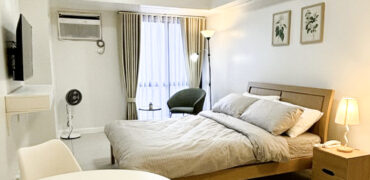 Studio Unit in The Gentry Residences, Salcedo Village, Makati City