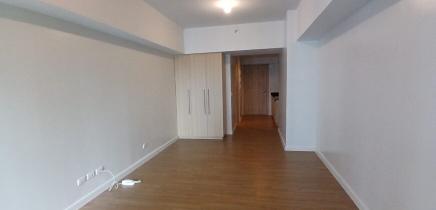 Studio Unit with Parking in Orean Place at Vertis North, Quezon City