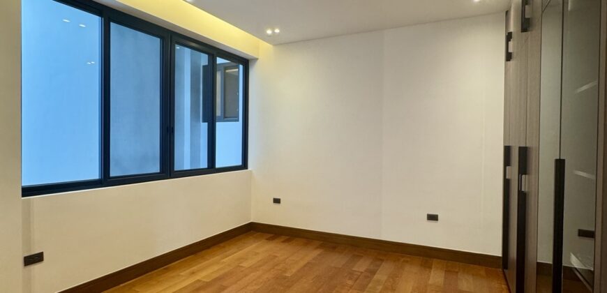8BR House and Lot in Filinvest 2, Quezon City 8BR House and Lot in Filinvest 2, Quezon City