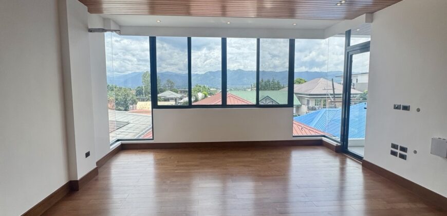 8BR House and Lot in Filinvest 2, Quezon City 8BR House and Lot in Filinvest 2, Quezon City