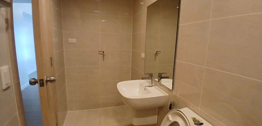 Studio Unit with Parking in Orean Place at Vertis North, Quezon City