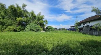 951 SQM Residential Lot in Loyola Grand Villas, Marikina City 951 SQM Residential Lot in Loyola Grand Villas, Marikina City