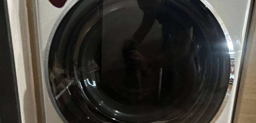 1BR Unit in The Rise, Makati 1BR Unit in The Rise, Makati