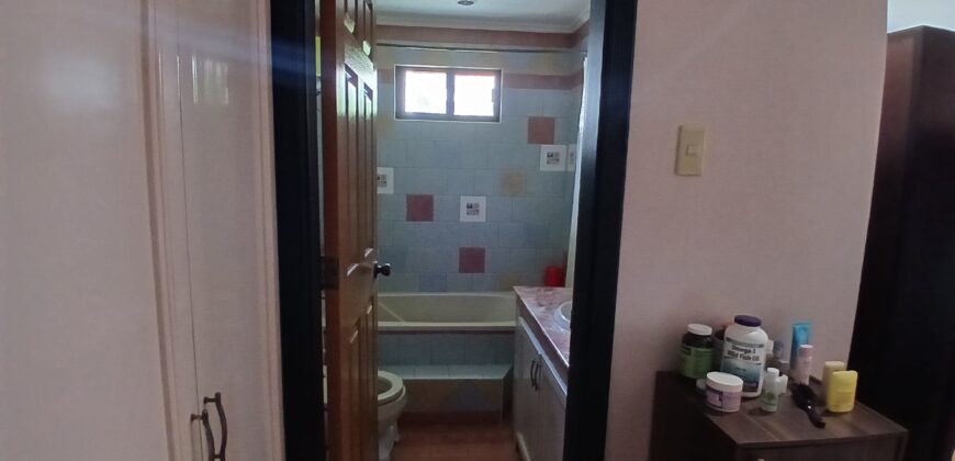 3-Bedroom Townhouse, Loyola Grand Villas, Quezon City 3-Bedroom Townhouse, Loyola Grand Villas, Quezon City