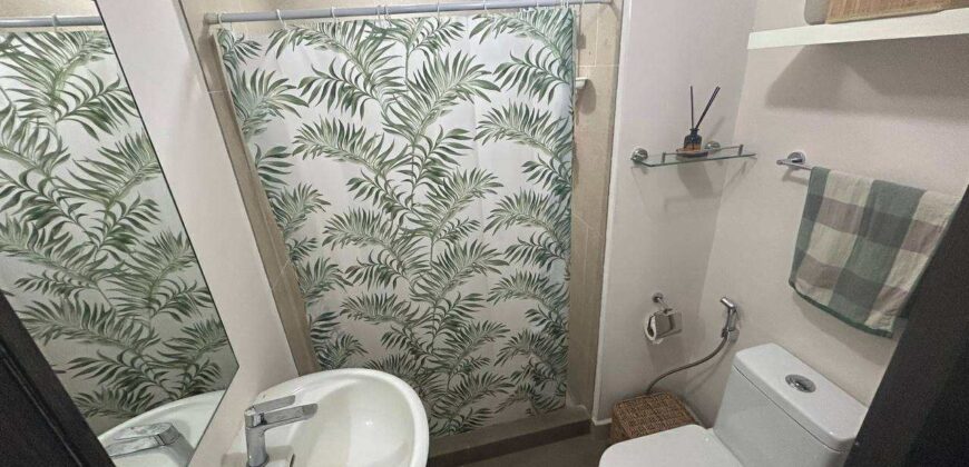 1BR Unit in The Rise, Makati 1BR Unit in The Rise, Makati