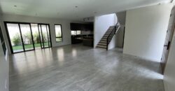 5BR House and Lot in Paris St. BFISHAI, BF Homes, Las Piñas City 5BR House and Lot in Paris St. BFISHAI, BF Homes, Las Piñas City