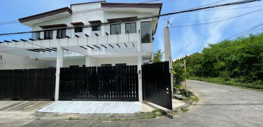 3BR Townhouse Unit in Sao Paolo corner Ontario St., BFISHAI, BF Homes, Las Piñas City. 3BR Townhouse Unit in Sao Paolo corner Ontario St., BFISHAI, BF Homes, Las Piñas City.