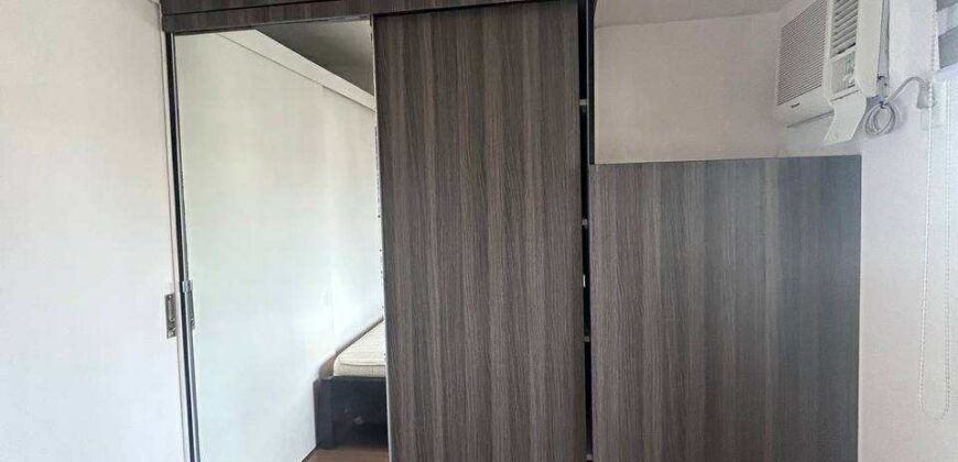 1BR Unit in The Rise, Makati 1BR Unit in The Rise, Makati