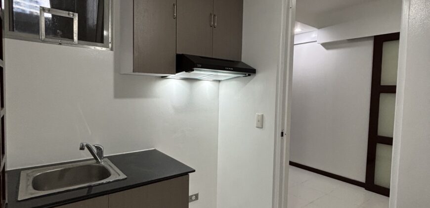 2BR Unit in The Columns at Ayala, Makati City 2BR Unit in The Columns at Ayala, Makati City