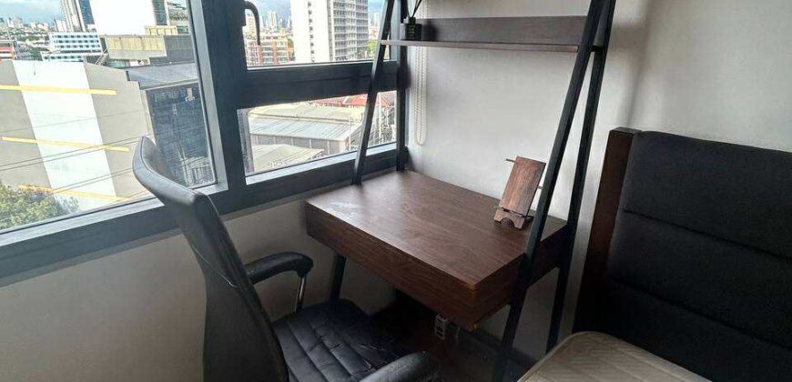 1BR Unit in The Rise, Makati 1BR Unit in The Rise, Makati