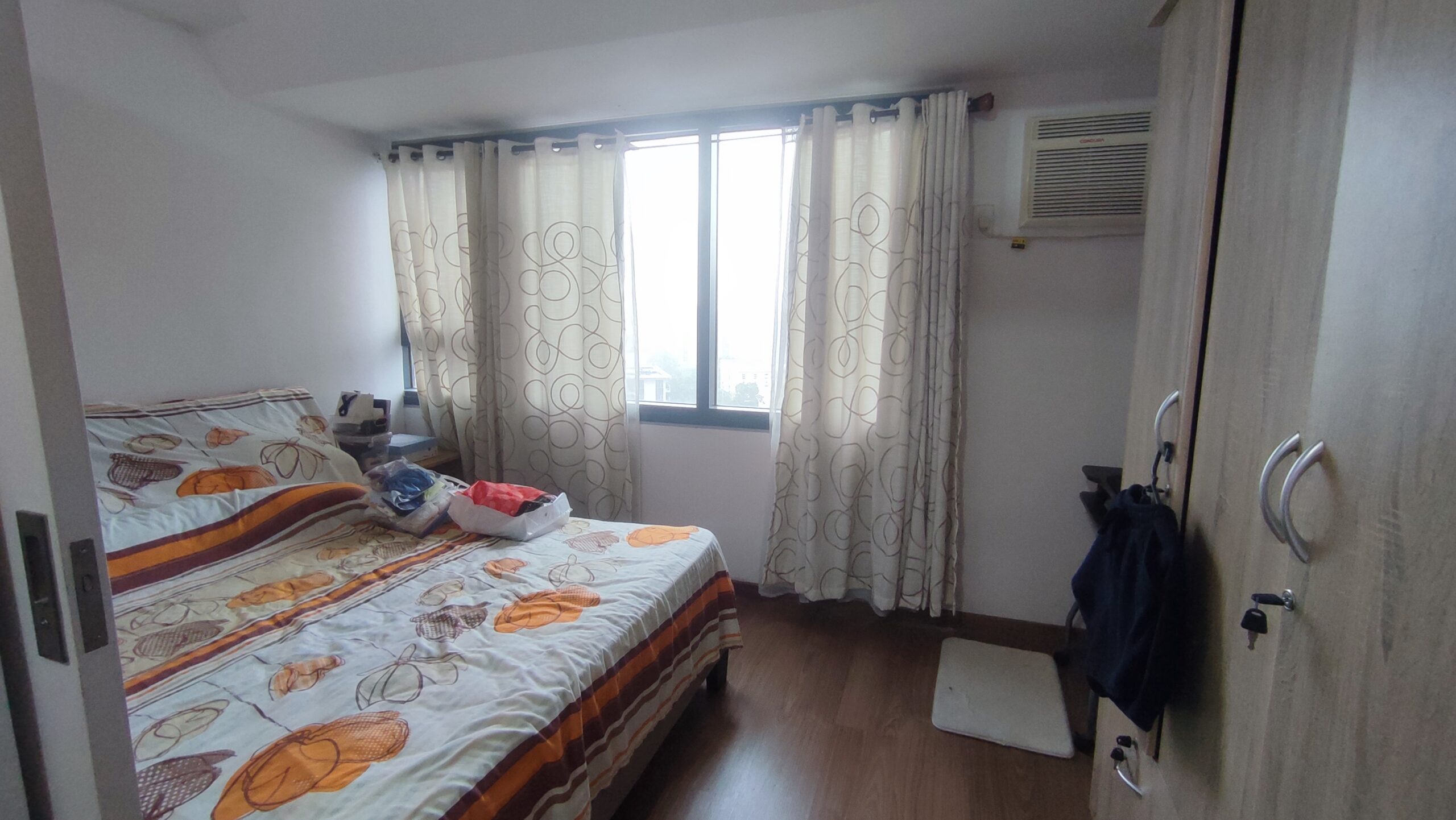 1BR Unit in The Rise Makati
