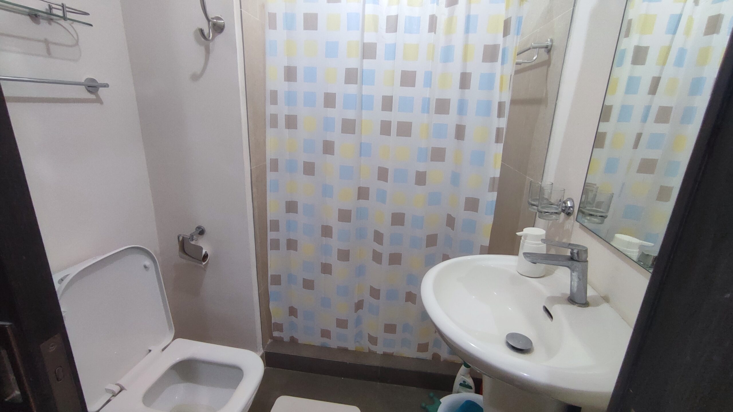 1BR Unit in The Rise Makati 1BR Unit in The Rise Makati