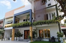 3-Storey House and Lot with Pool in Centerville Subdivision behind Mira Nila Homes, Pasong Tamo, Tandang Sora, Quezon City