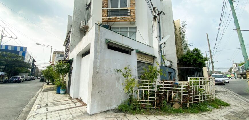 3 Storey Townhouse at Metropolitan Ave, Brgy. Tejeros, Makati City