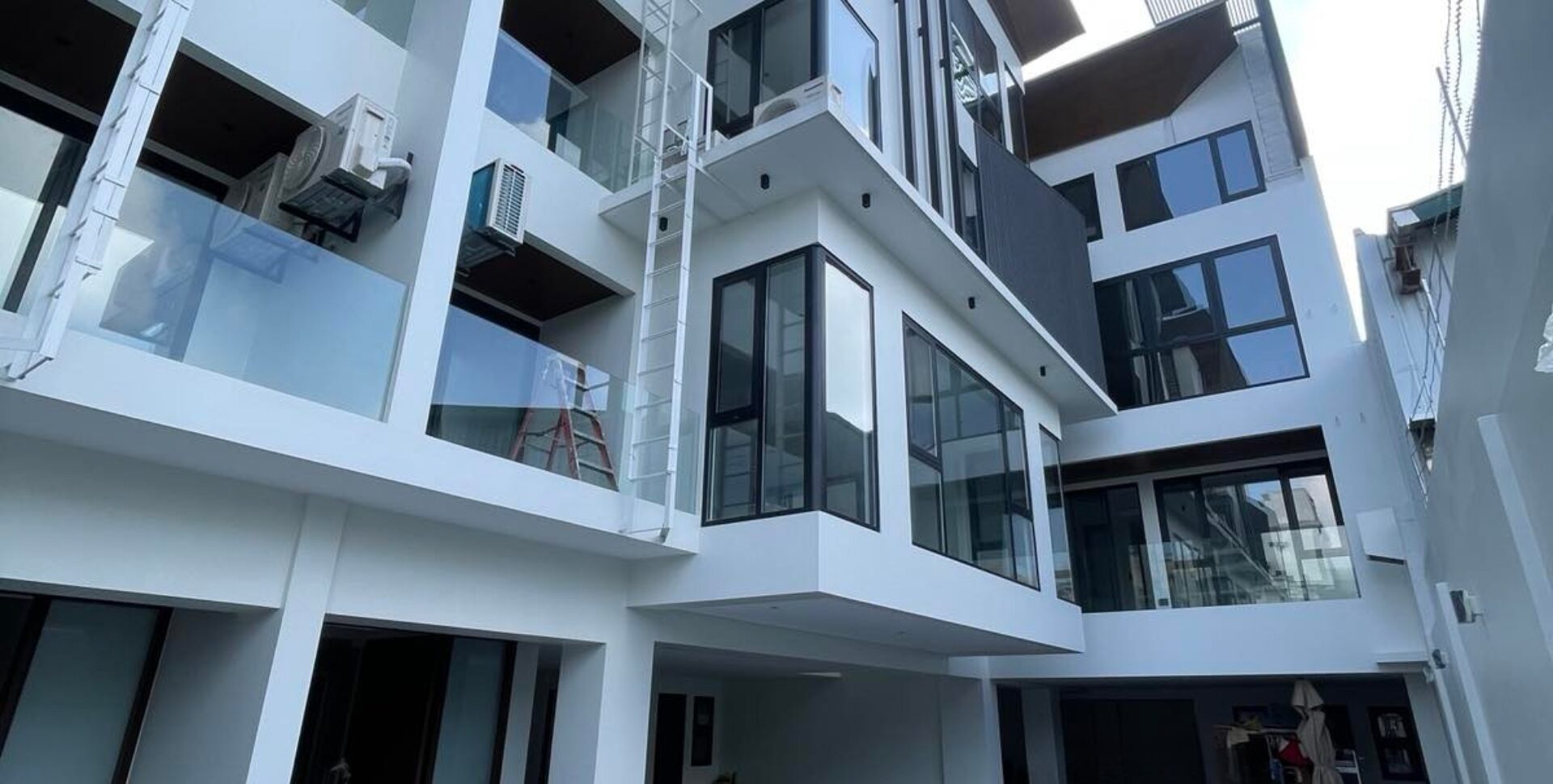 Luxury Townhouse in Sta. Mesa Heights, Quezon City.