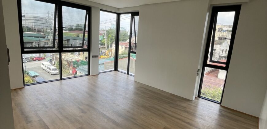 Luxury Townhouse in Sta. Mesa Heights, Quezon City.